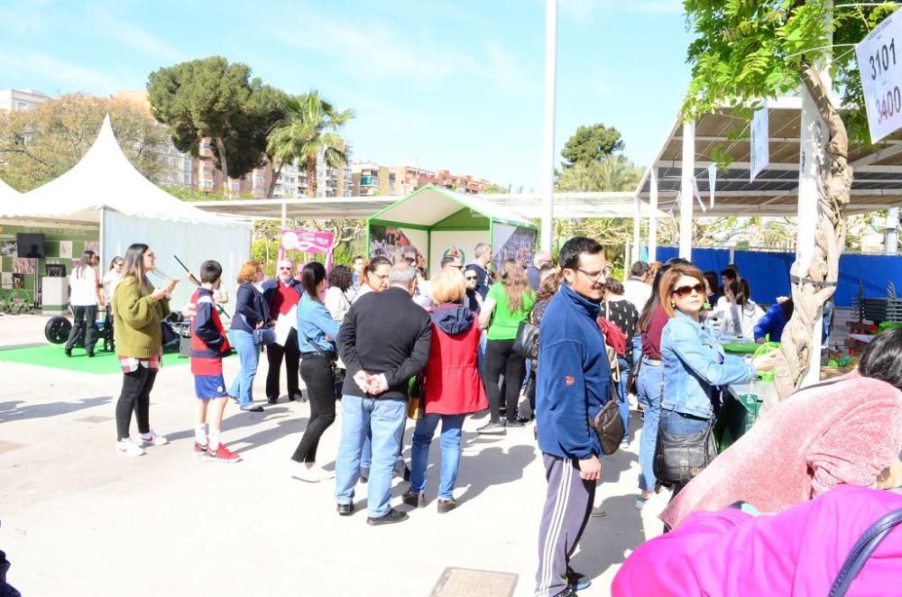 Entrega de dorsales de la III Carrera de la Mujer