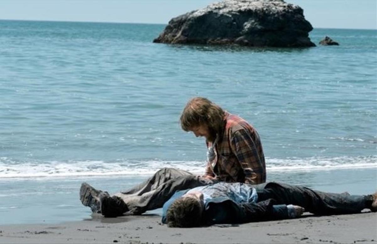 abertran32538459 swiss army man160125112304