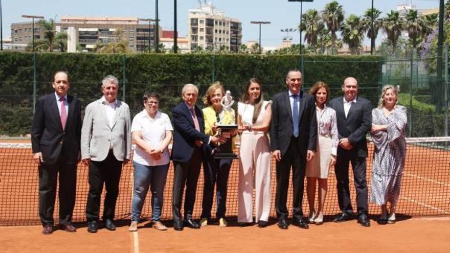 Representantes y organizadores del BBVA Open Ciudad de Valencia, ayer en la presentación.