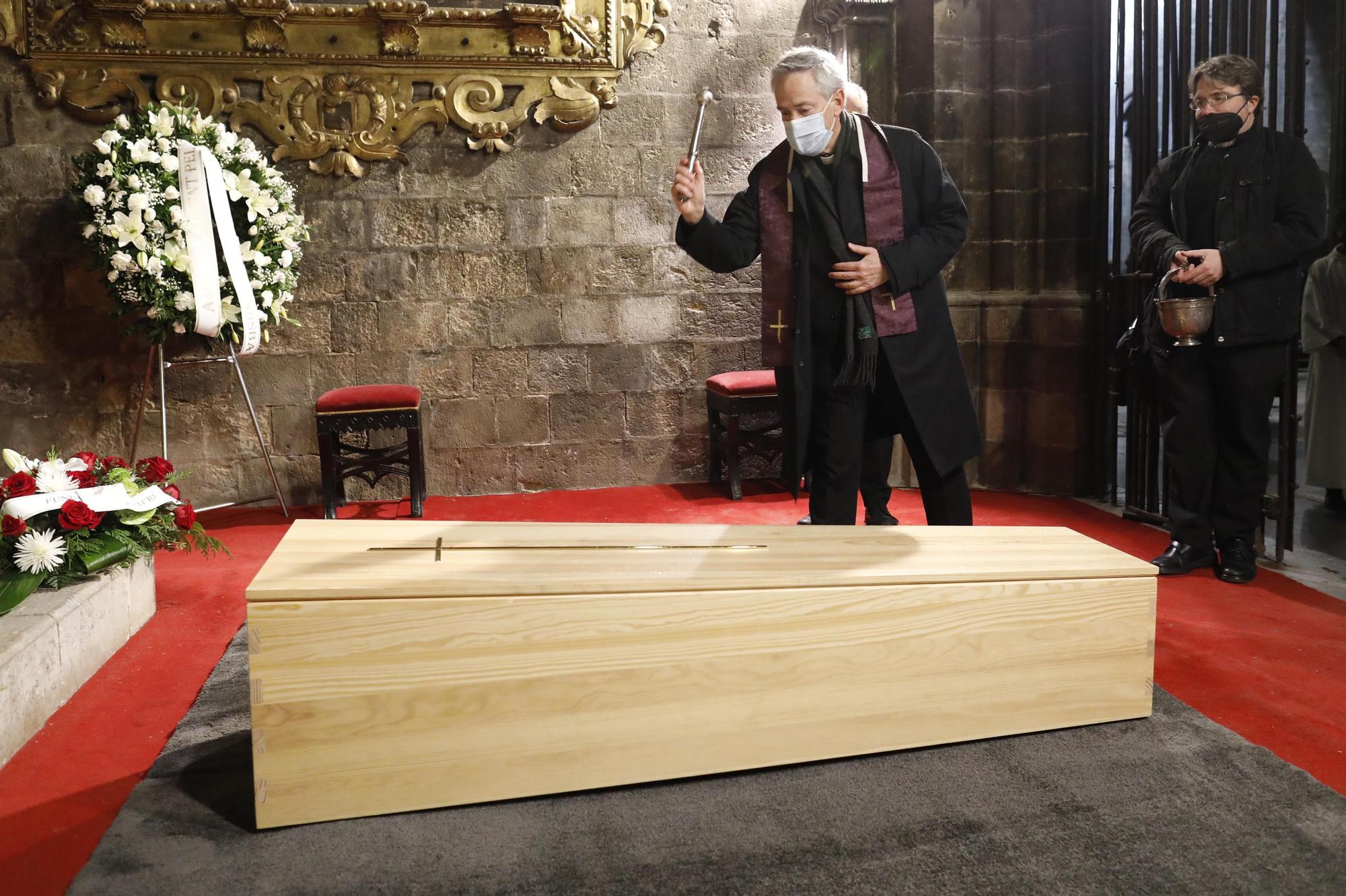 La Catedral de Girona s'omple per acomiadar Francesc Pardo