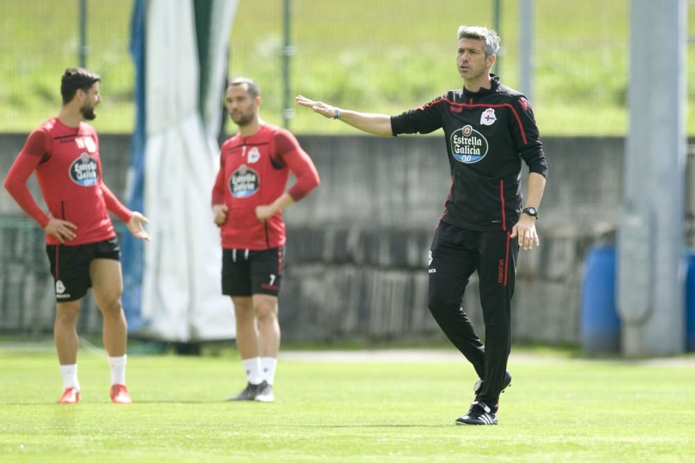 Dani Giménez y Eneko Bóveda no se ejercitaron sobre el césped por segundo día consecutivo pero podrán competir mañana.