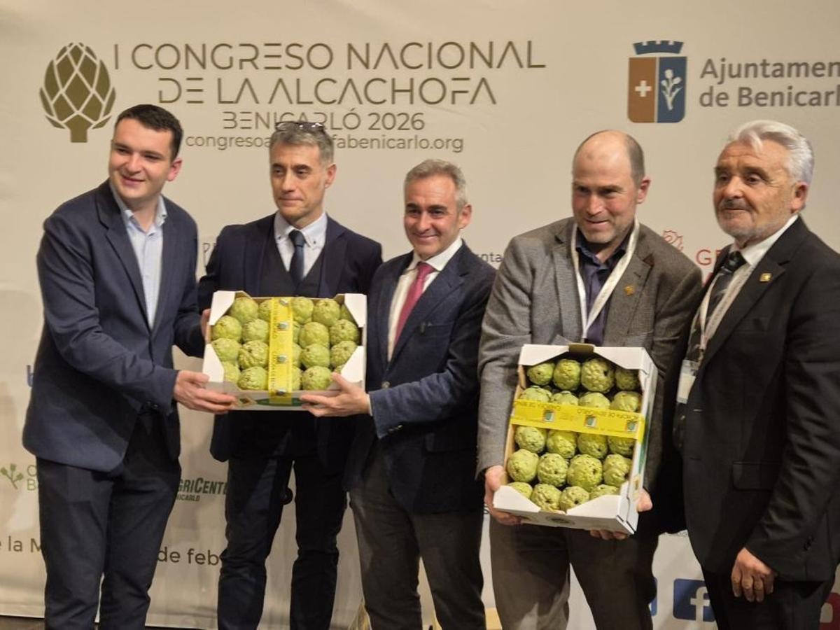 Barrachina durante la clausura de la primera jornada del I Congreso Nacional de la Alcachofa, en Benicarló.