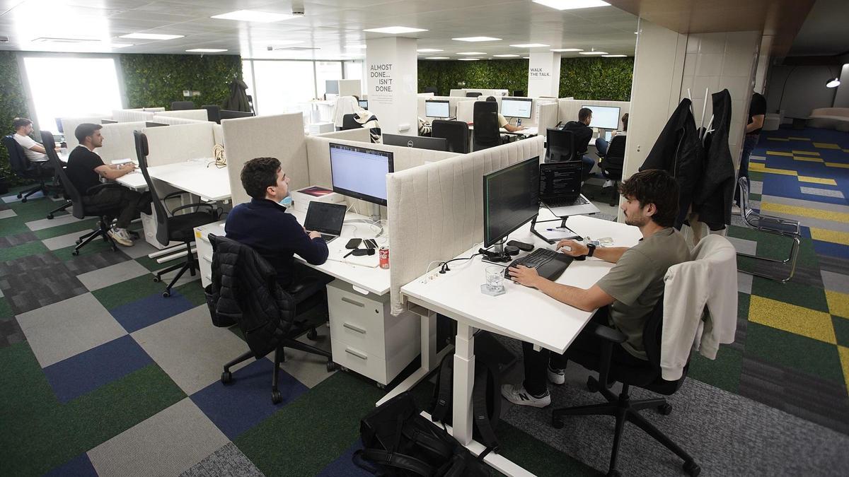 Interior de les instal·lacions de Fundcraft al Girona Hub.