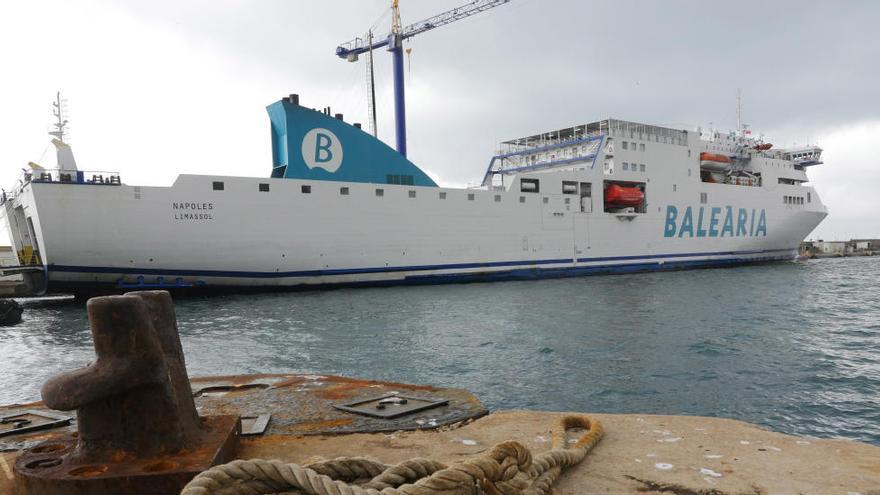 Baleària inicia la instalación de motores más limpios en su buque &#039;Nápoles&#039;