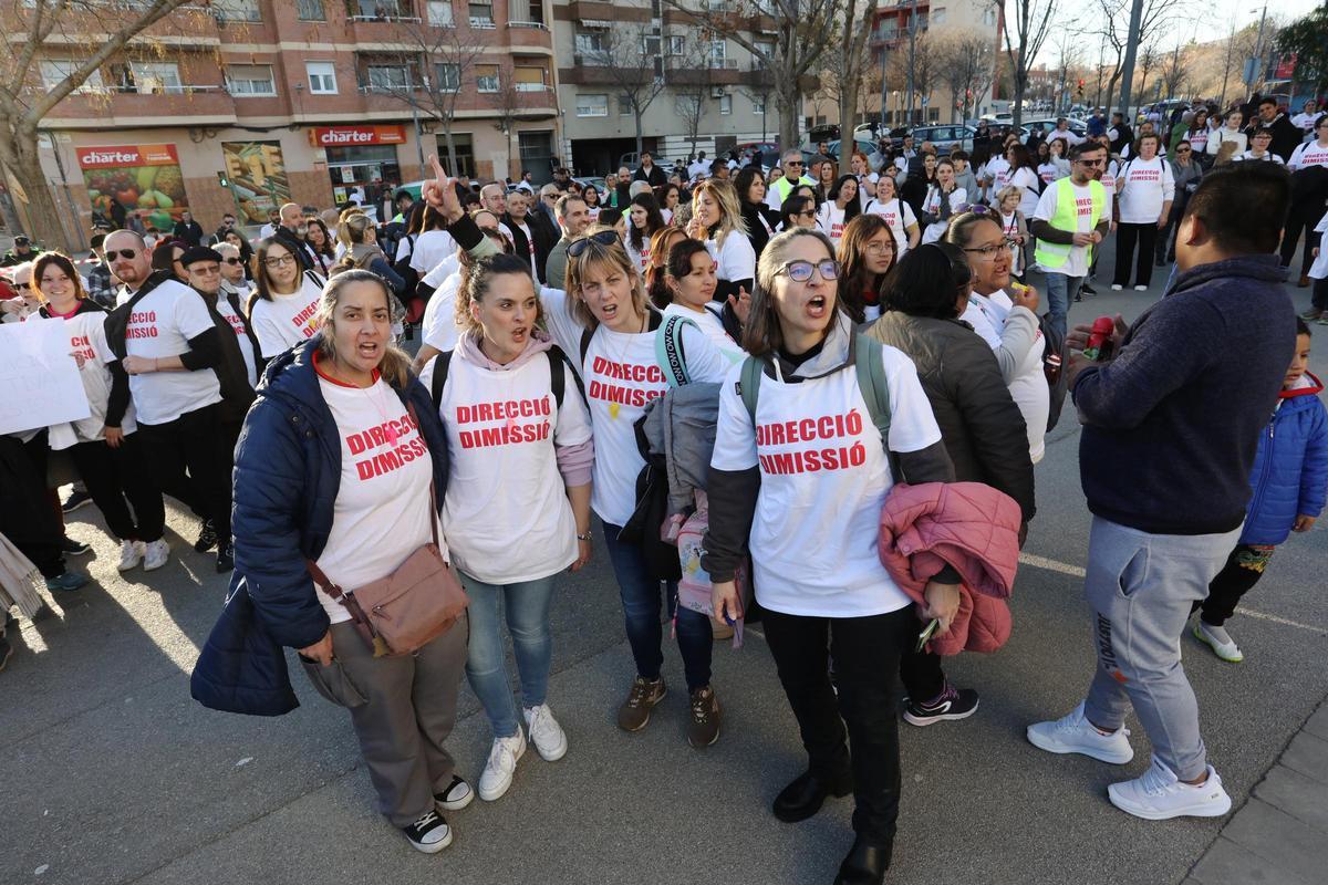 De izquierda a derecha madres de la escuela Anna Hidalgo, Maria Palomares, Jessica Garcia , Bea Corado