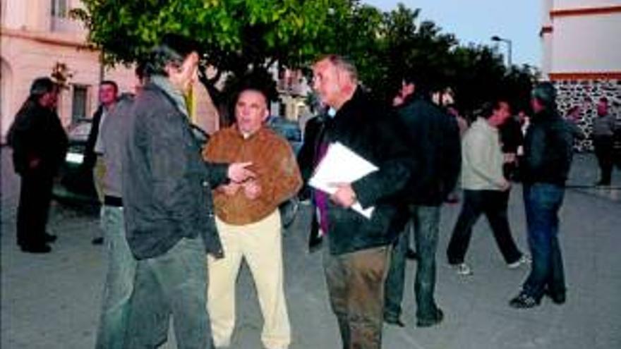 El trabajadores de la naranja deciden dialogar antes que otra huelga