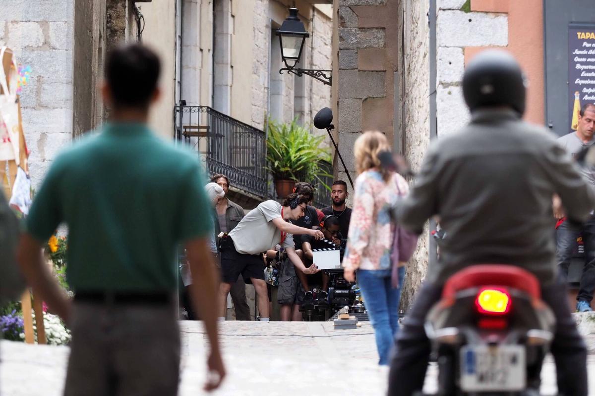 Primer dia del rodaje de una pelicula de Tomb Raider, producida por Amazon Prime Video, en diferentes localizaciones del Barri Vll de Girona. Pere Duran / Nord Media