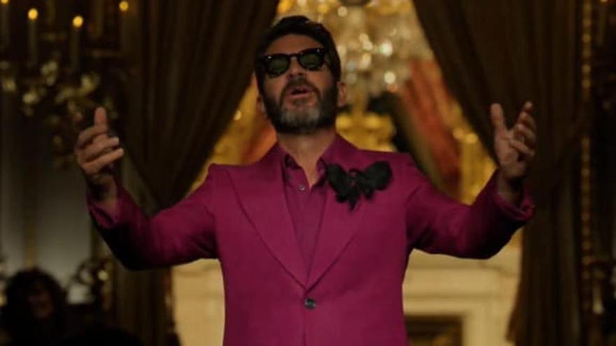 Arturo Valls monta su propia pasarela de moda para mostrar las primeras máscaras de &#039;Mask Singer 4&#039;