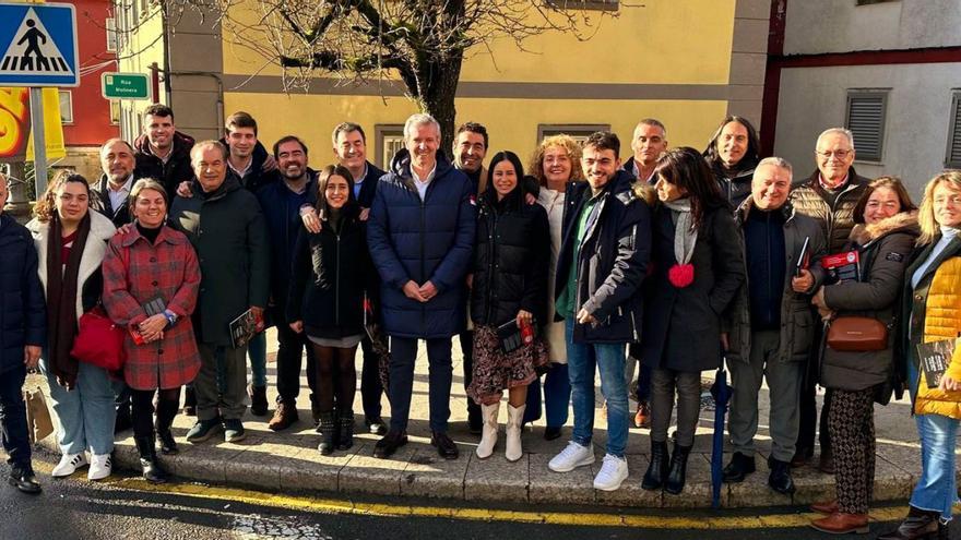 Rueda, Luis López, Román Rodríguez y José Crespo, junto al resto de los candidatos.