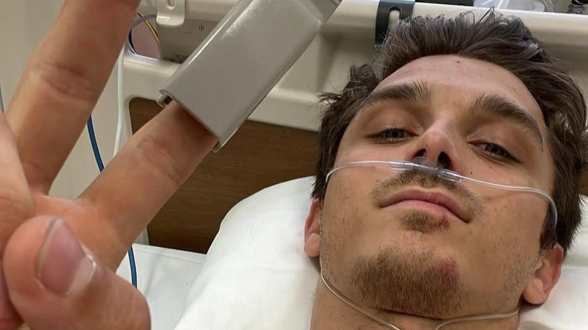 Luca Marini comparte una imagen desde el hospital
