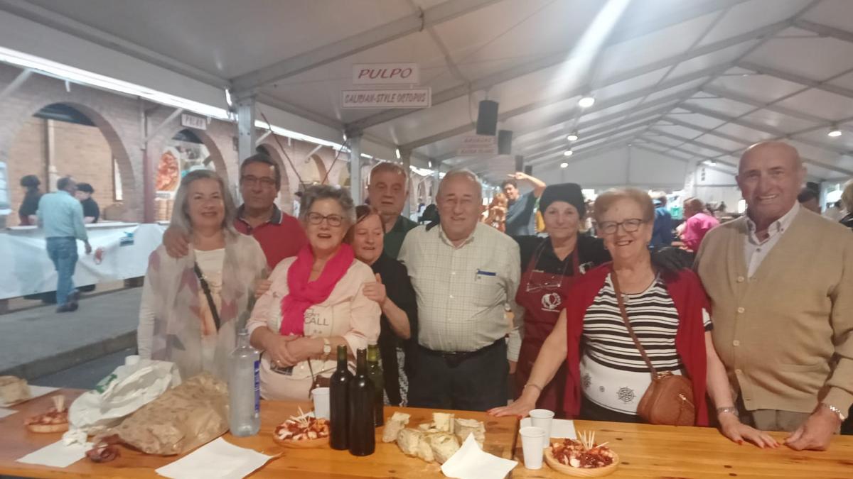 Representantes de la comunidad de montes de San Vicente en la fiesta.