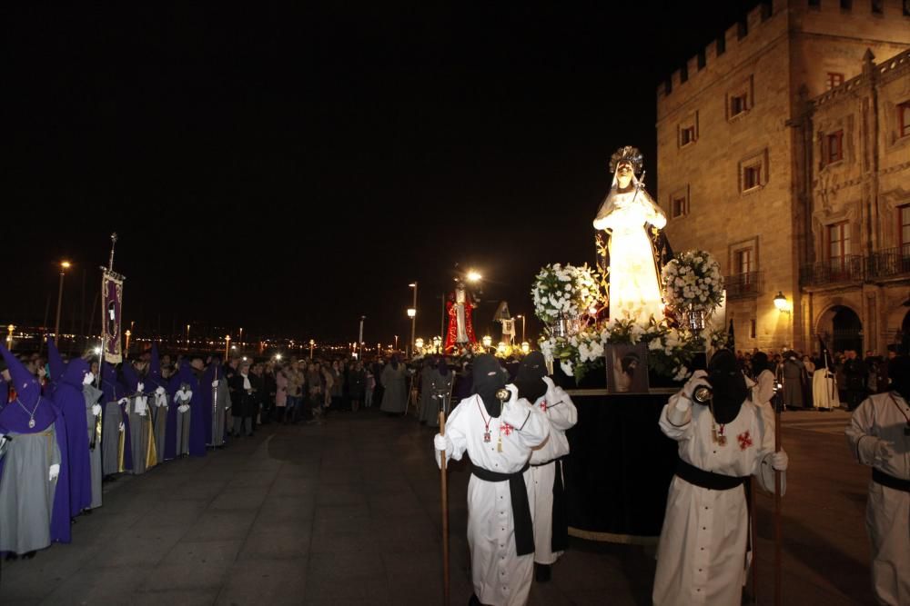 Procesión del Miércoles Santo en Gijón