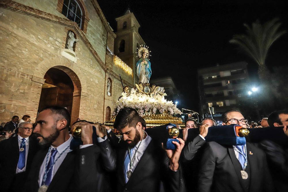 Las fiestas patronales culminan con la misa y procesión en honor a la Inmaculada Concepción en Torrevieja