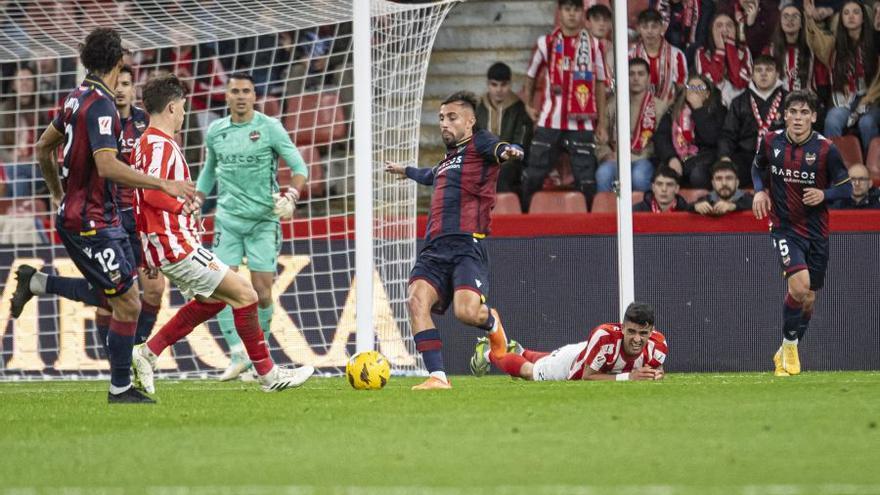 Al Levante le falta colmillo (0-0)