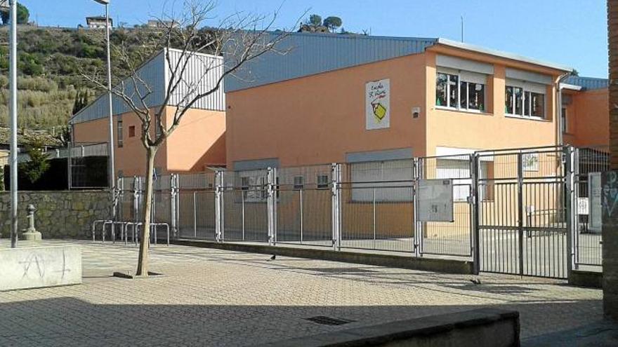 L&#039;escola Sant Vicenç és una de les dues públiques del poble, on també n&#039;hi ha una de concertada