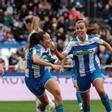 Raquel y Espe Pizarro celebran un gol ante el Real Madrid