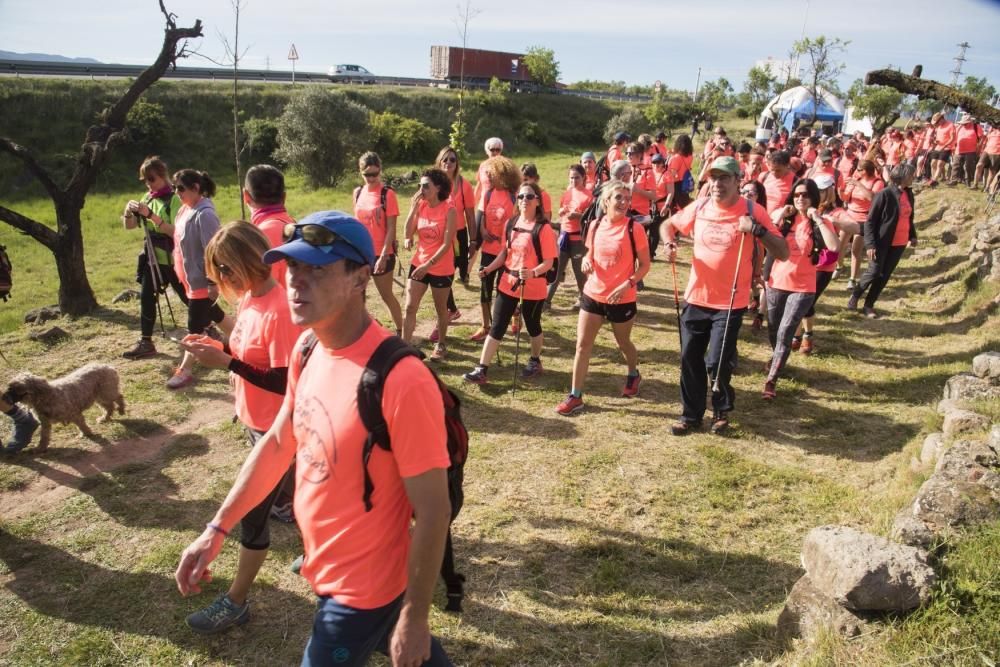 Més de dues mil persones participen a la caminada