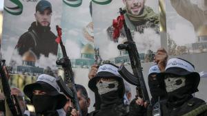 Milicianos de la Guarida de los Leones durante los preparativos de las celebraciones del 35 aniversario de la fundación de Hamas