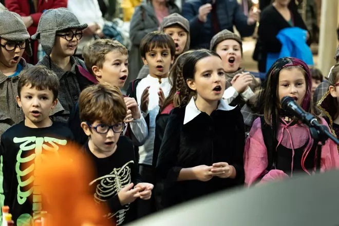 El Aula de Aprendizaxe Tratalenca eN Area Central para inaugurar el Samaín en Compostela en colaboración con Pauta.