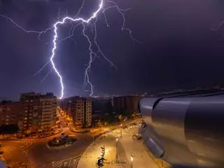Galicia sortea las tormentas que ponen en alerta a más de la mitad de España
