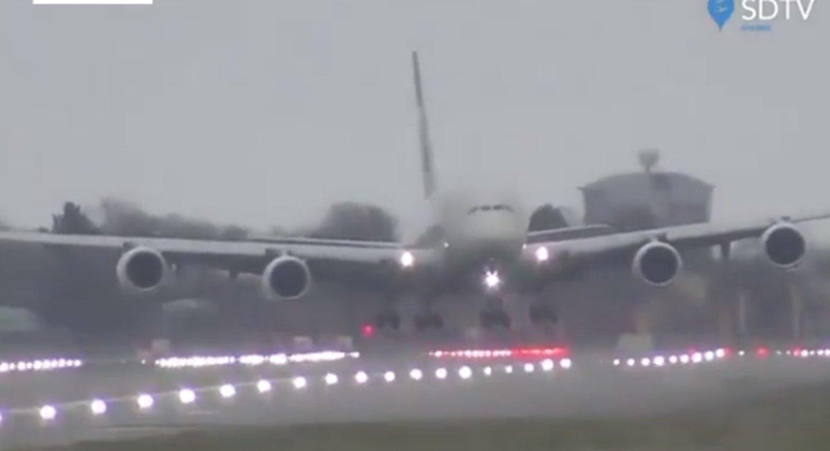 etihad-a380-s-crosswind-landing-at-london-heathrow-during-storm-dennis---news---indy100-video etihad-a380-s-crosswind-landing-at-london-heathrow-during-storm-dennis---news---indy100-video