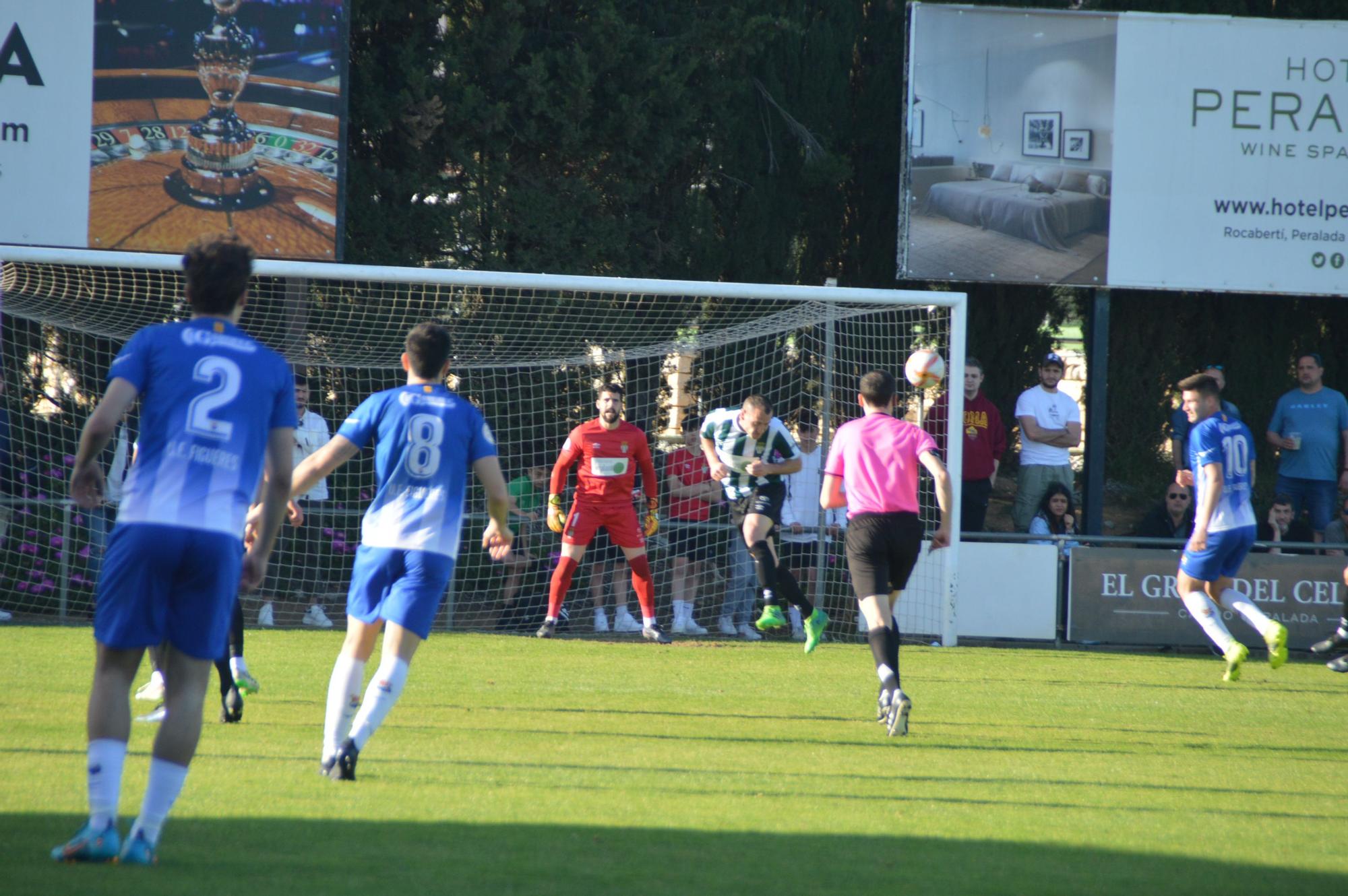 El Figueres s'emporta el duel comarcal de Tercera guanyant a Peralada (1-2)