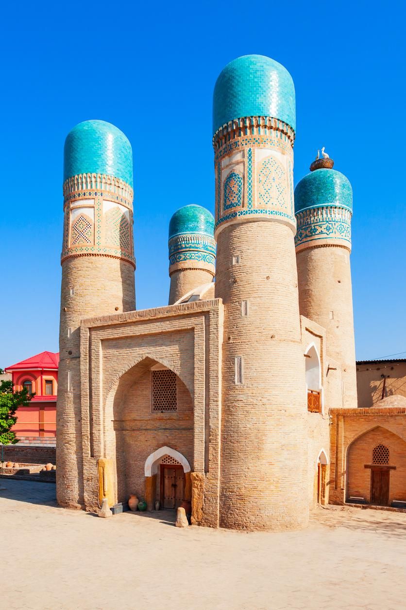 Madrasa Chor Minor en Bujará.