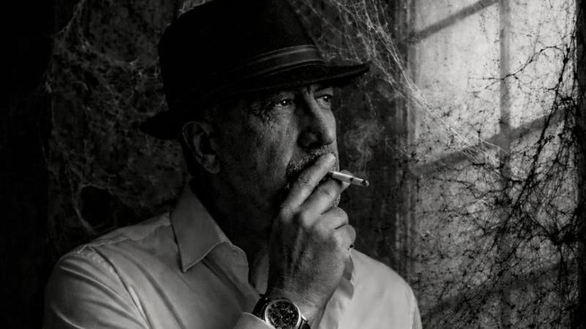 El autor caravaqueño Miguel Sánchez Robles