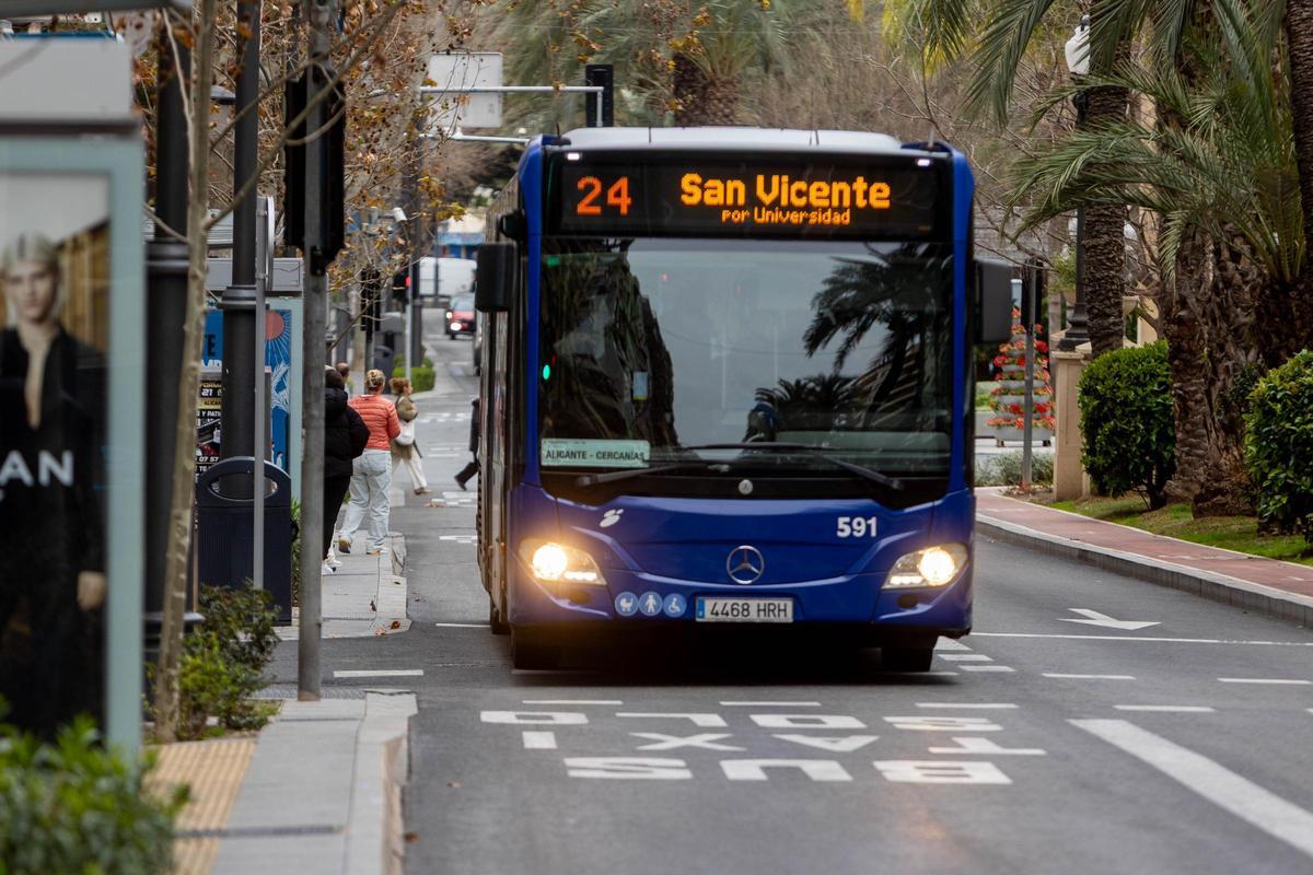 Línea 24 de autobús, que conecta Alicante con San Vicente del Raspeig.