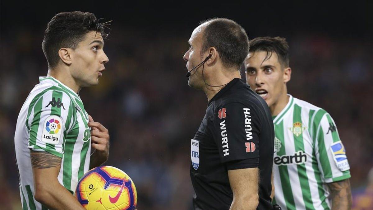 Mateu Lahoz dirigirá el Sevilla-Betis