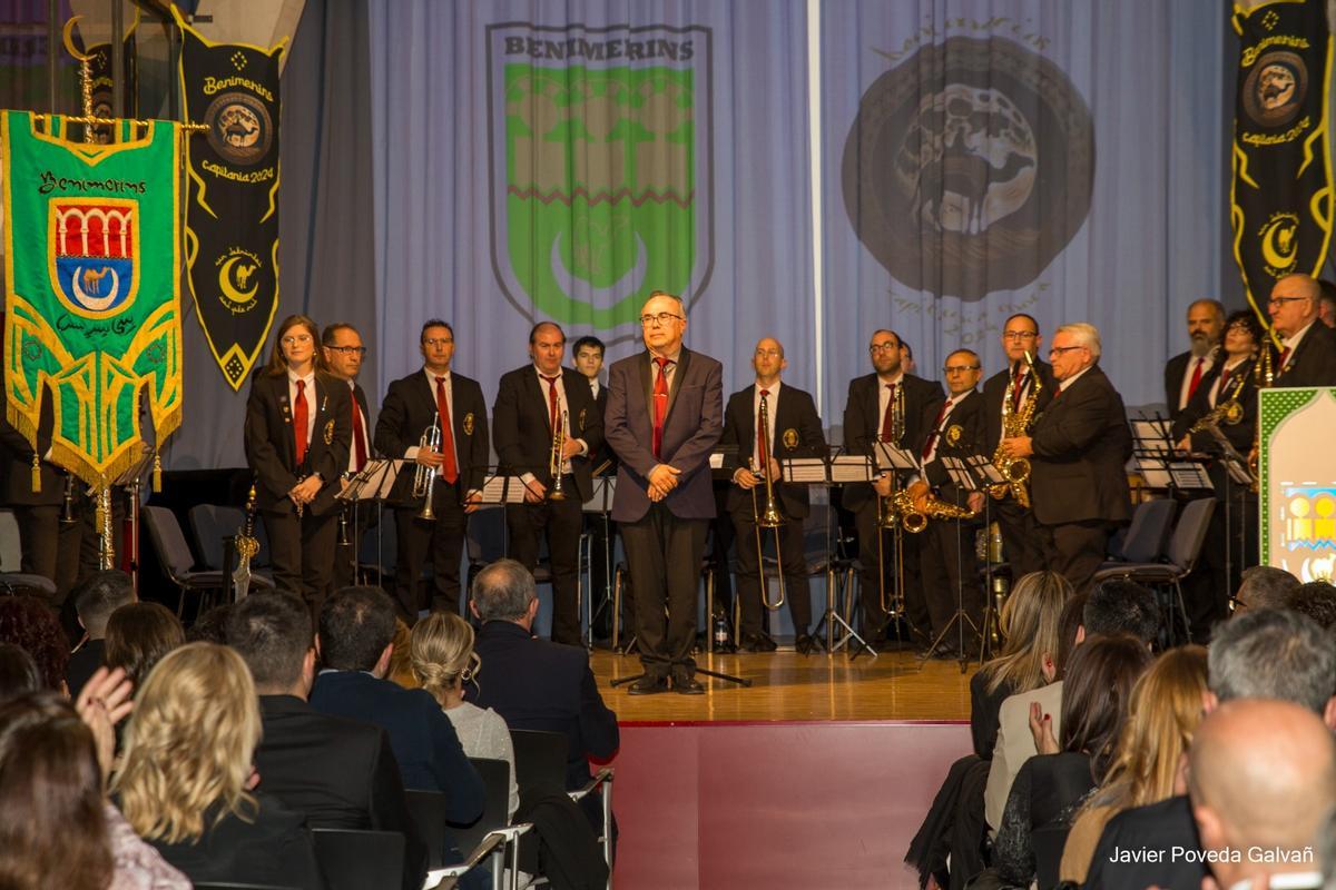 Concierto de música festera en el acto de presentación de la comparsa Benimerins