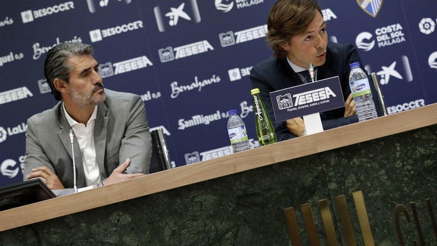 José Luis Pérez Caminero y Joaquín Jofre, en la sala de prensa de La Rosaleda.