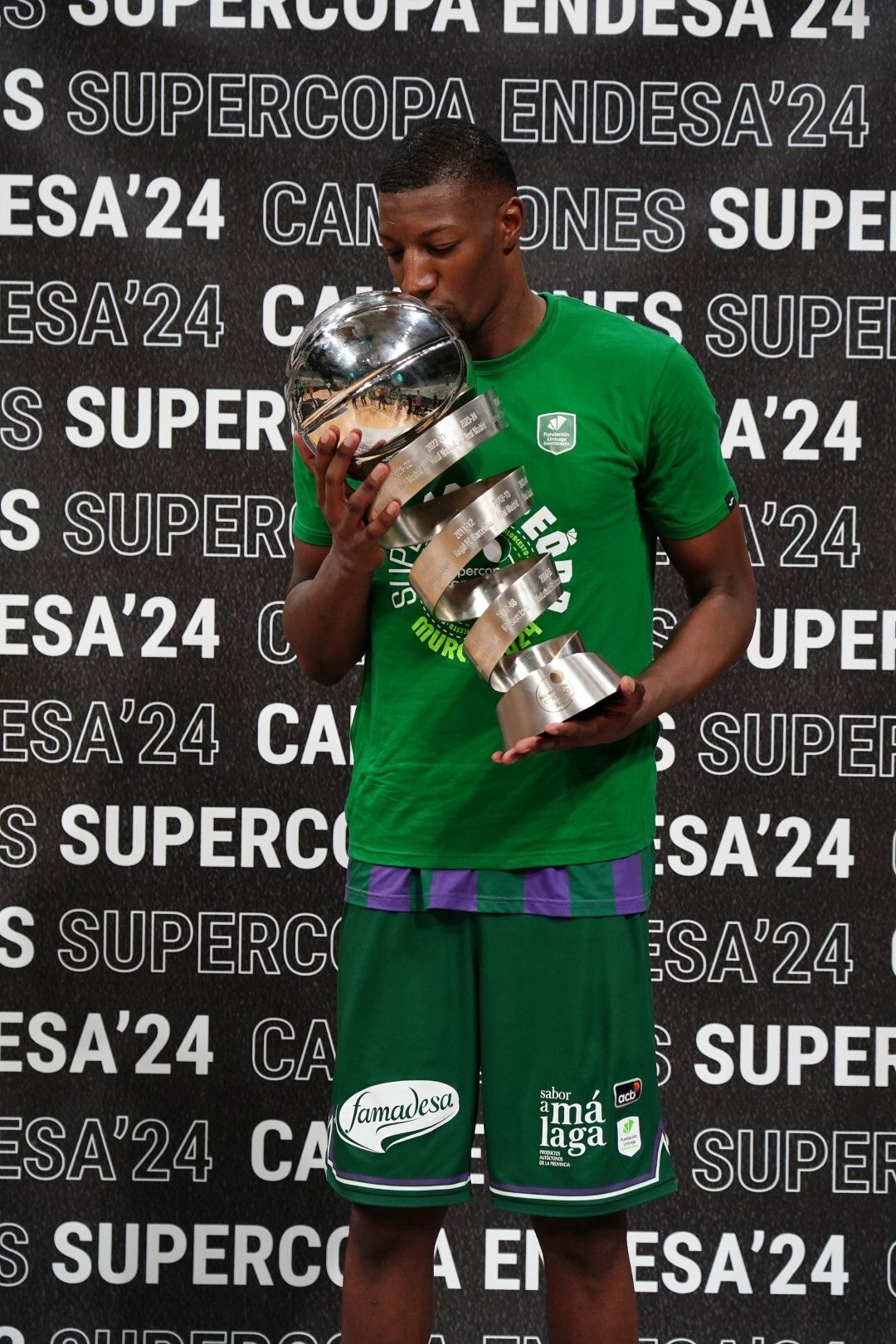Sesión de fotos al Unicaja como campeón de la Supercopa de España 2024, tras derrotar al Real Madrid