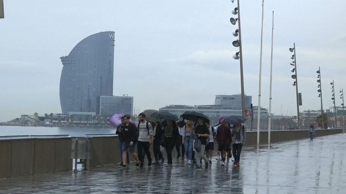 Lluvias y descenso de temperaturas en Barcelona.