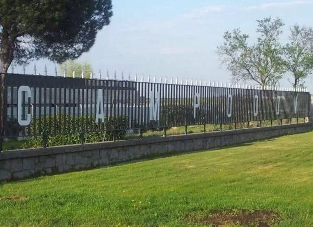 Entrada al vbarrio de Campodón.