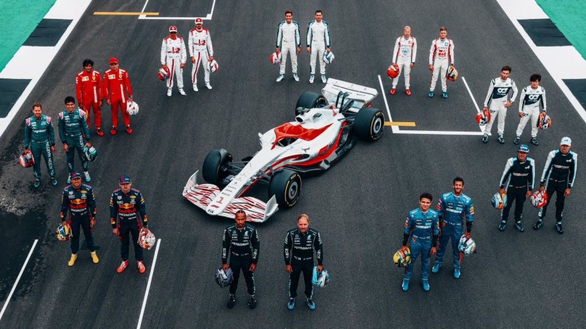 La parrilla de F1 ha conocido el monoplaza de 2022 en Silverstone