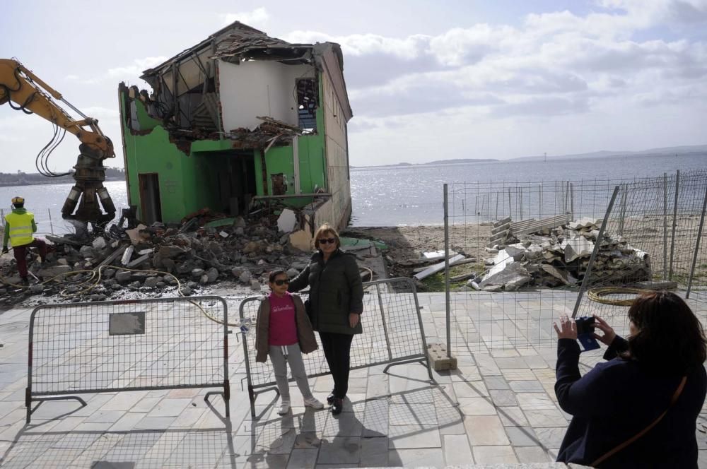 La playa de Compostela de Vilagarcía despide a su acuario