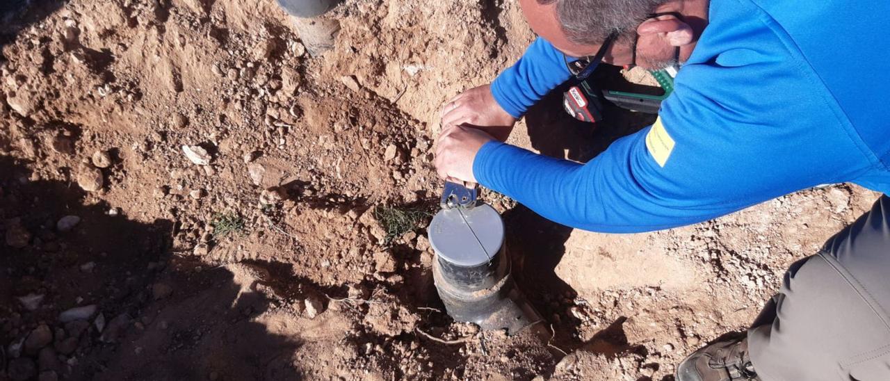 La CHS corta el riego por la fuerza a 100 hectáreas de regadío ilegal en el Mar Menor