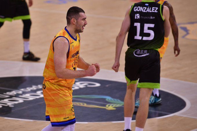 Victoria del Granca ante el Fuenlabrada (87-71)