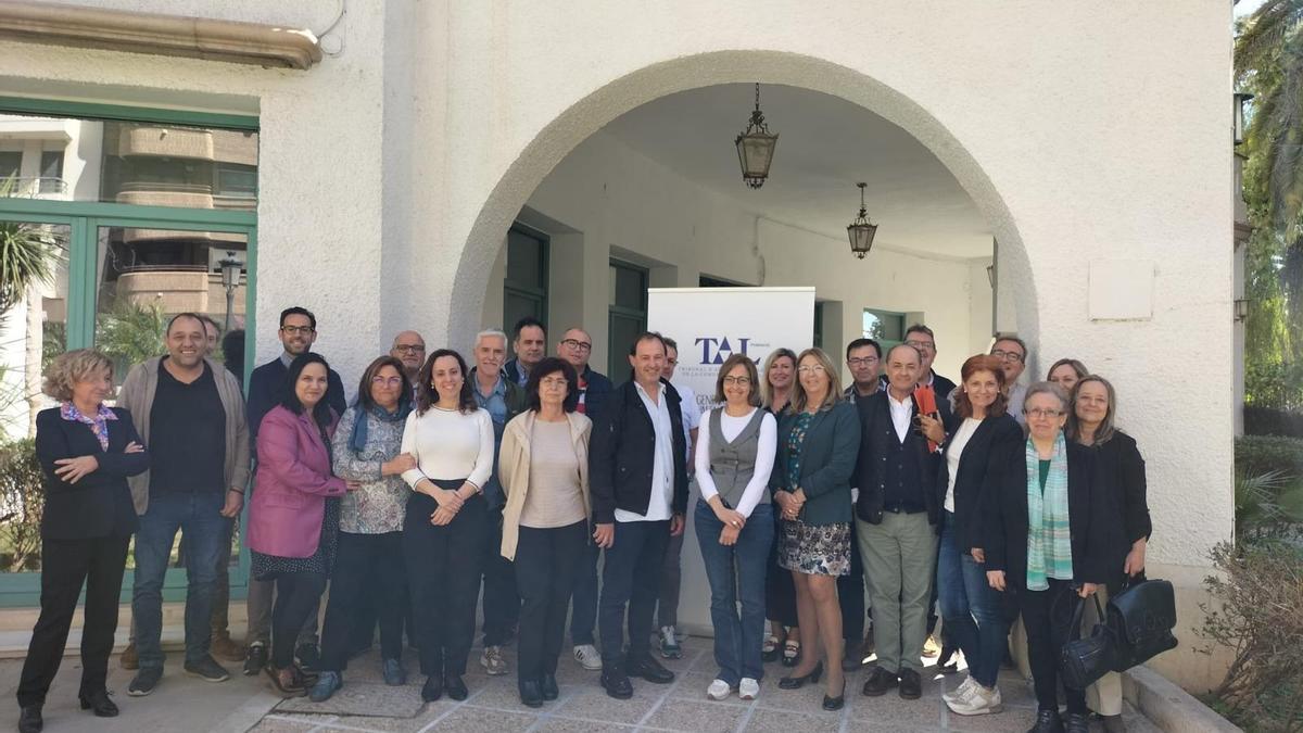 Representantes de la conselleria y del comité de empresa.