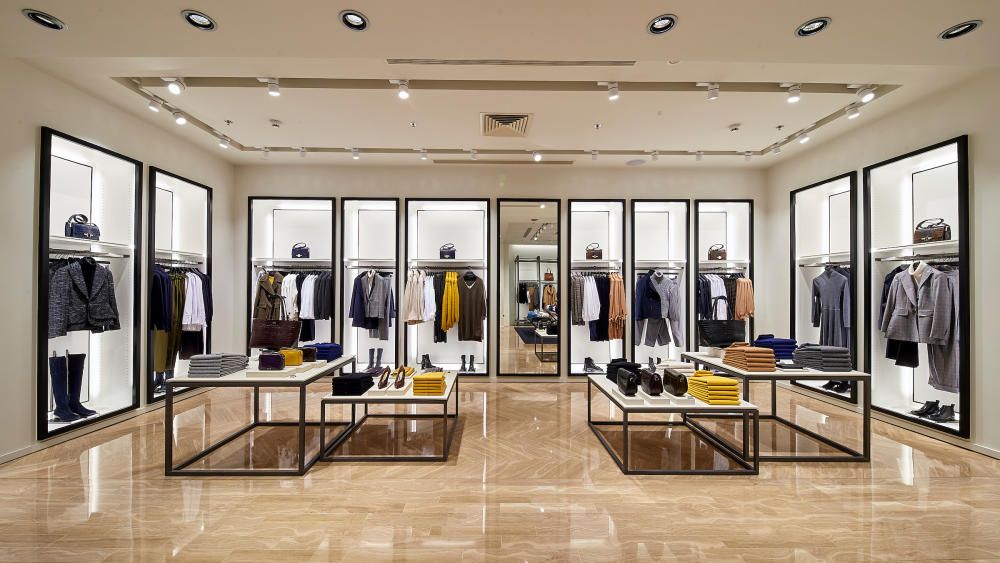 Macrotienda de Massimo Dutti en València