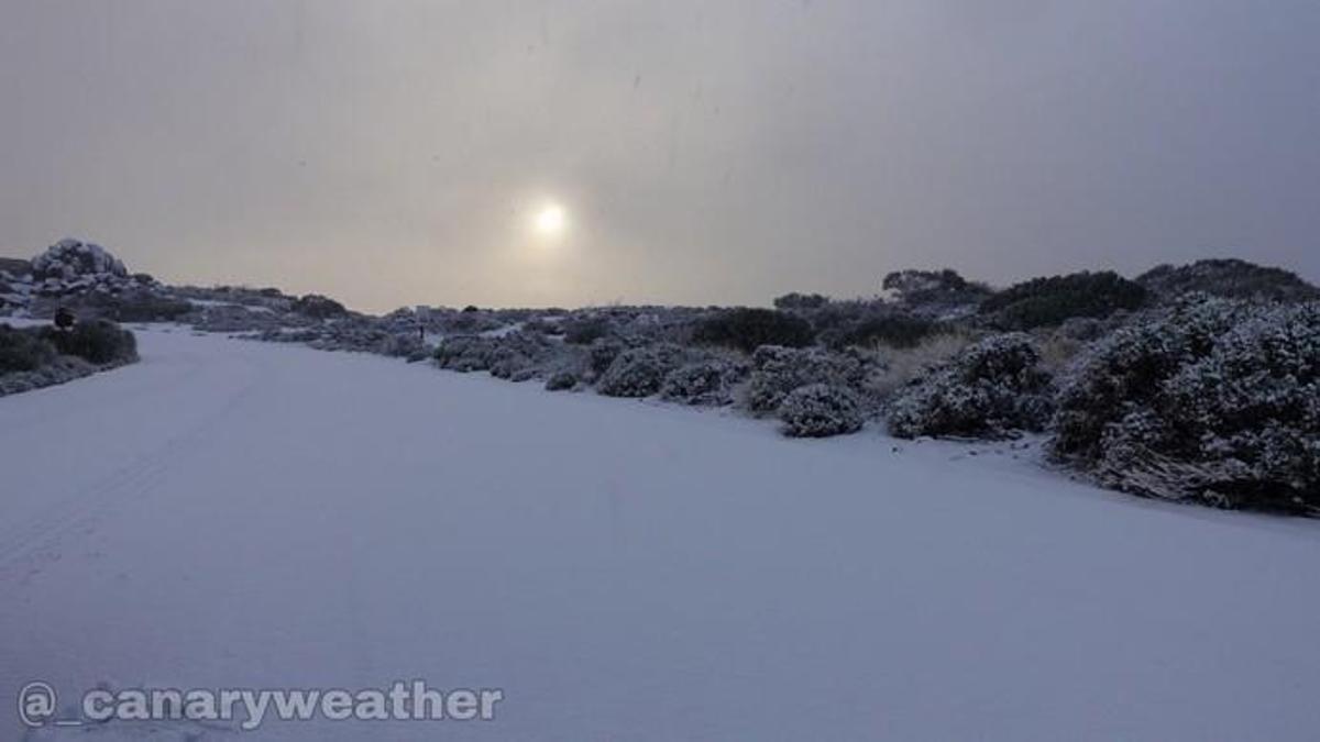 Nieve en el Teide, a 30 de marzo 2019
