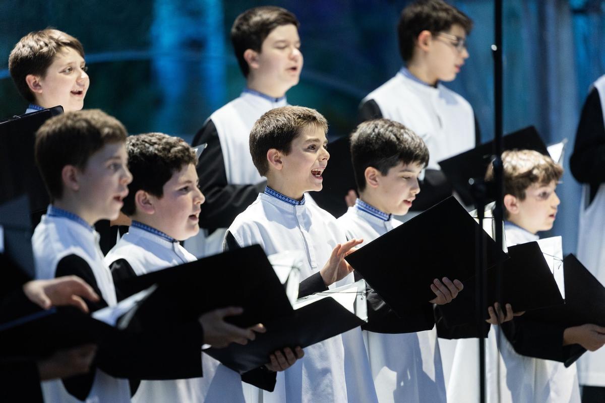 Un moment del concert de l'Escolania al Parc Güell