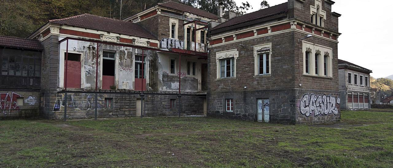 El sanatorio  de Bustiello. | J. R.