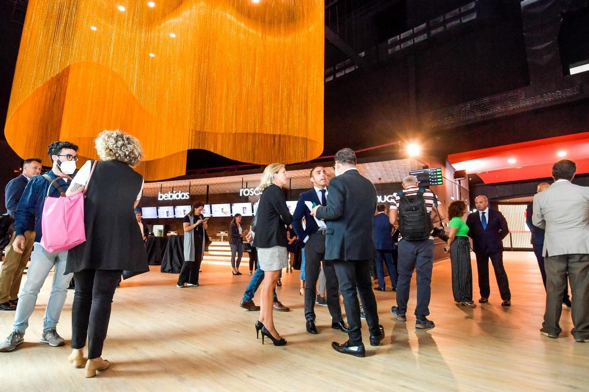 Inauguración de OCine, en el Centro Comercial 7 Palmas