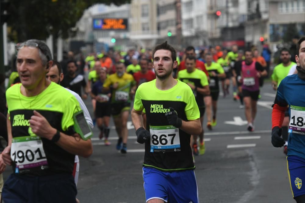 Búscate en la galería del medio maratón Coruña21