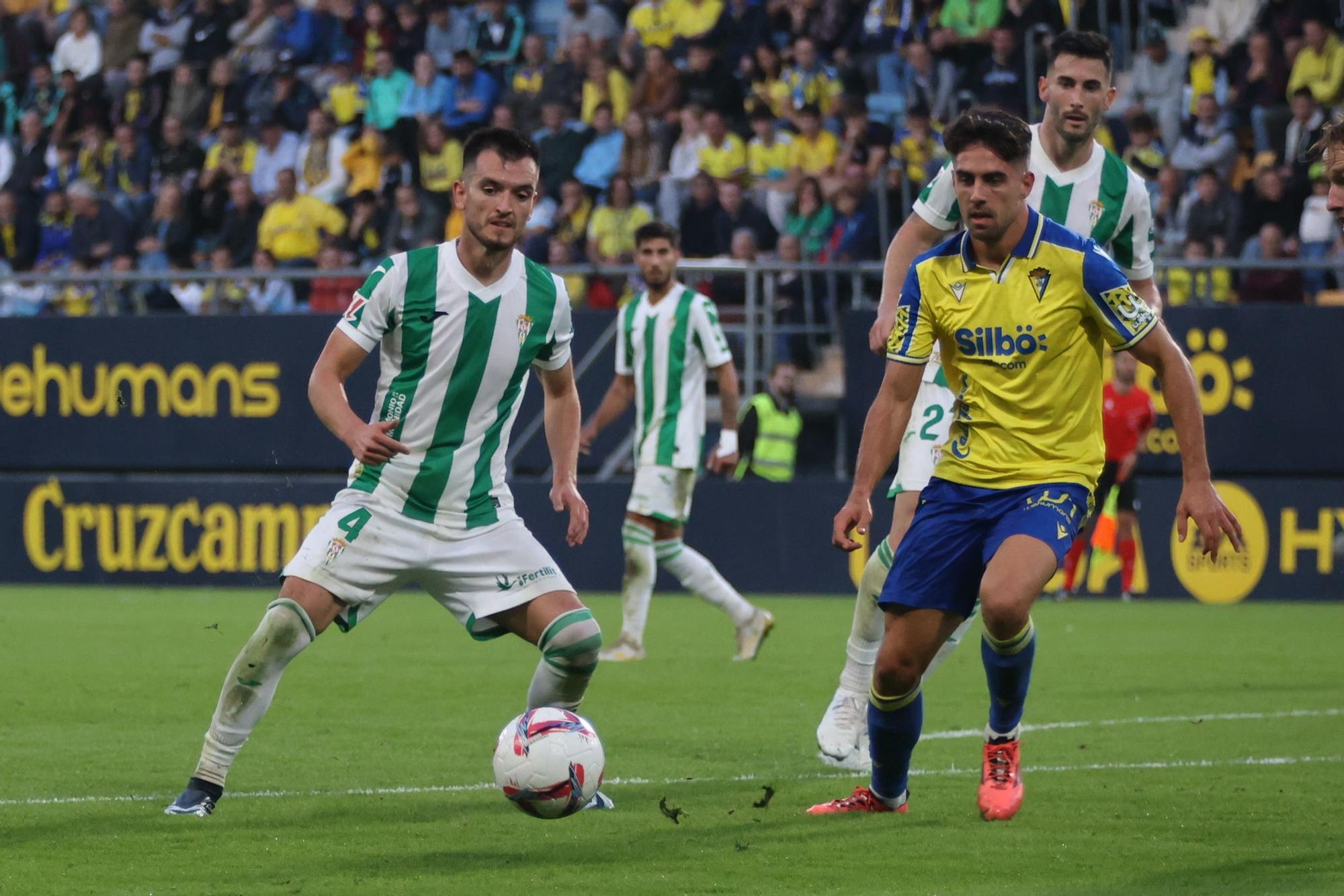 Cádiz CF-Córdoba CF | Las imágenes del partido de la Liga Hypermotion