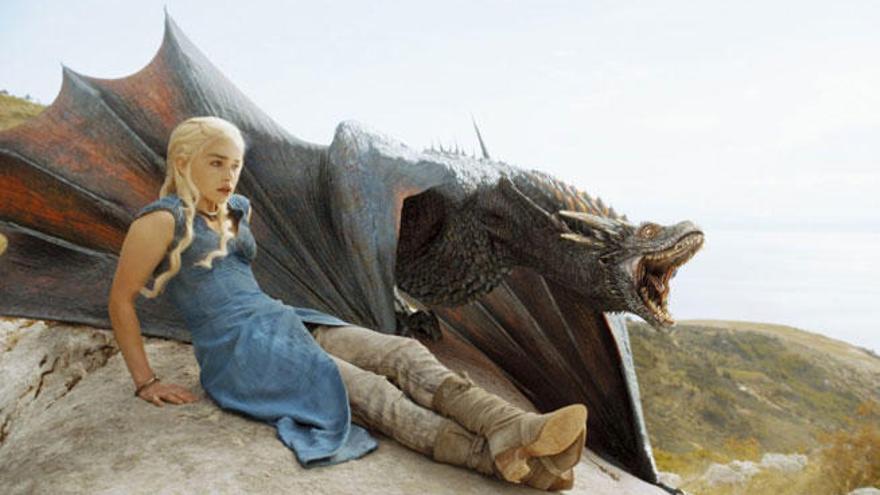 Emilia Clarke en 'Juego de tronos'.