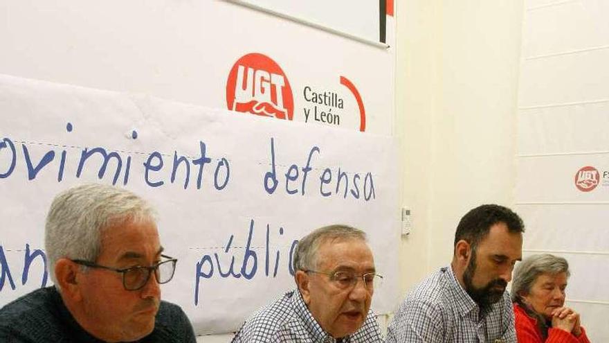 Miembros de la Asociación en Defensa de la Salud de Sayago.