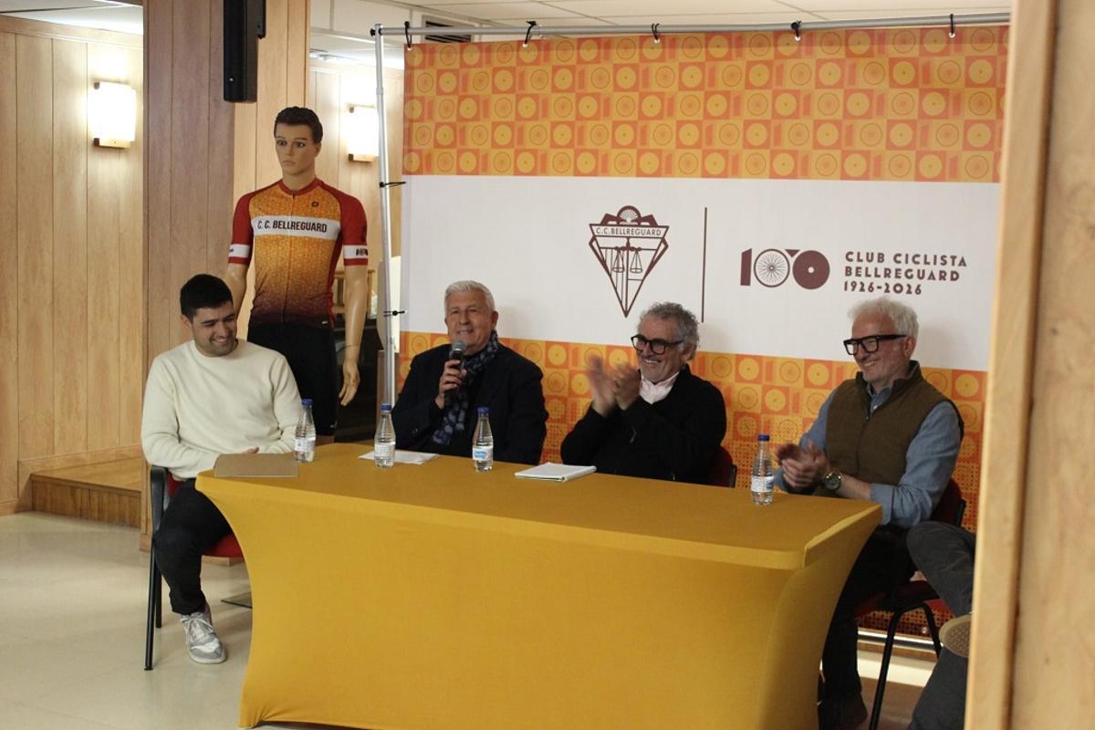 Una imagen del primer acto oficial del centenario del Club Ciclista Bellreguard